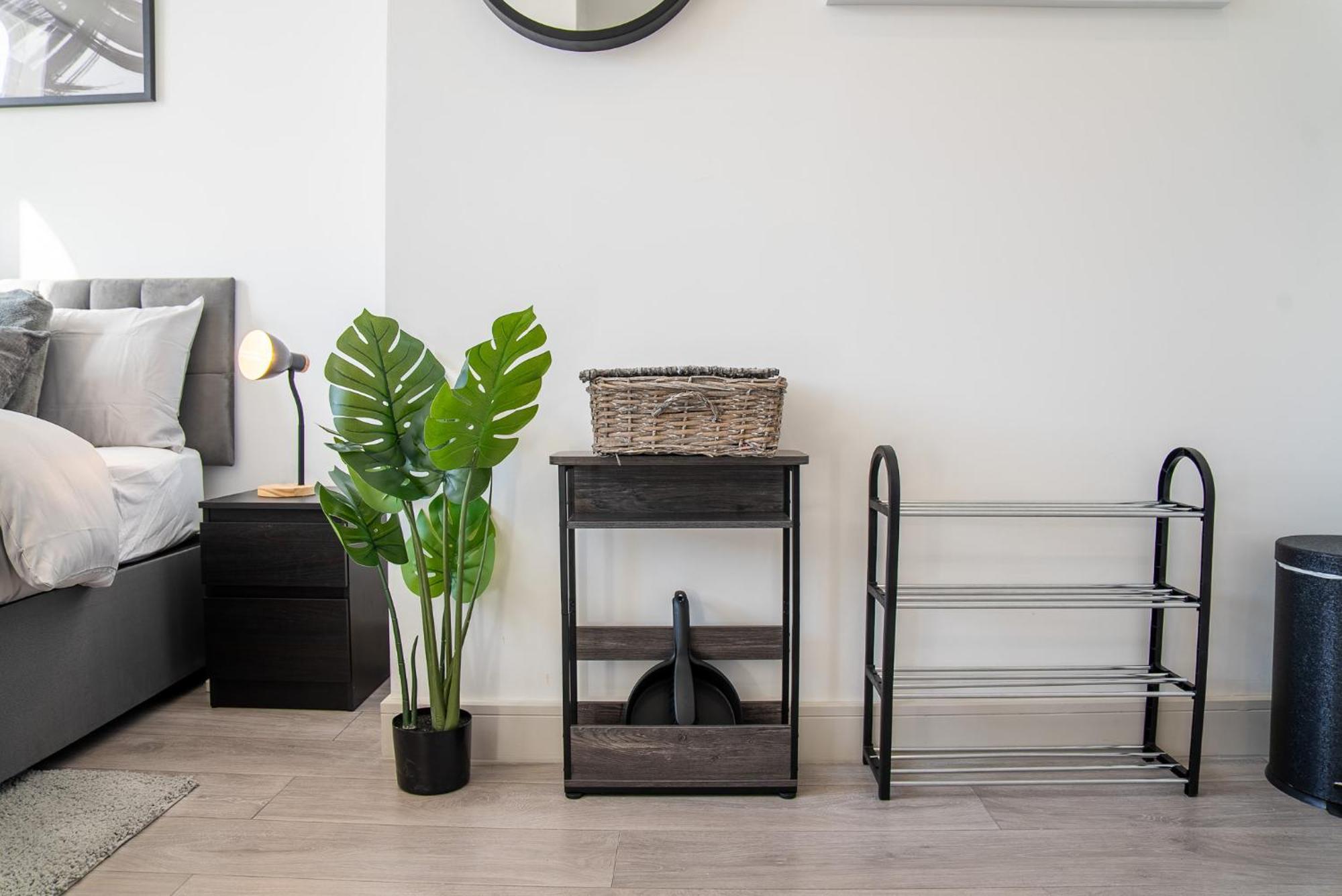 Luxury Studio Apartment In Sutton, London Сътън Екстериор снимка